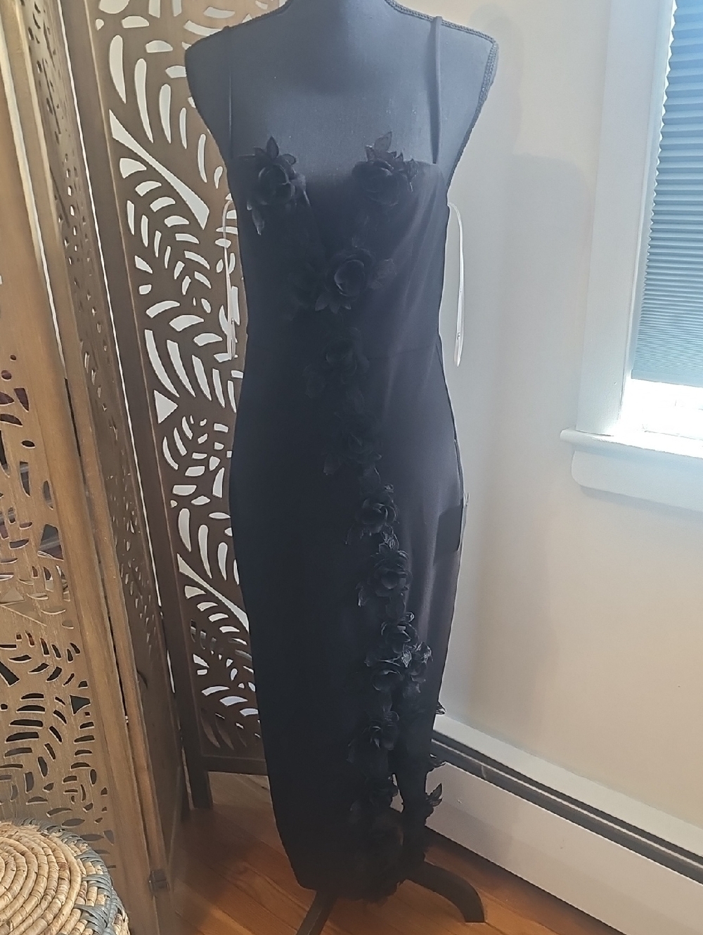 Elegant Black Floral-Embellished Evening Dress